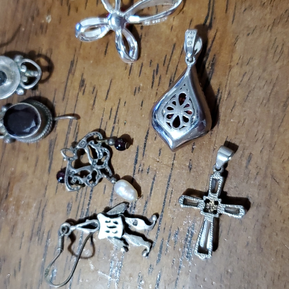 Jewelry bundle - Picture 14 of 16